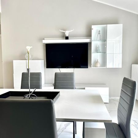 Donnino Apartments Fidenza Dış mekan fotoğraf