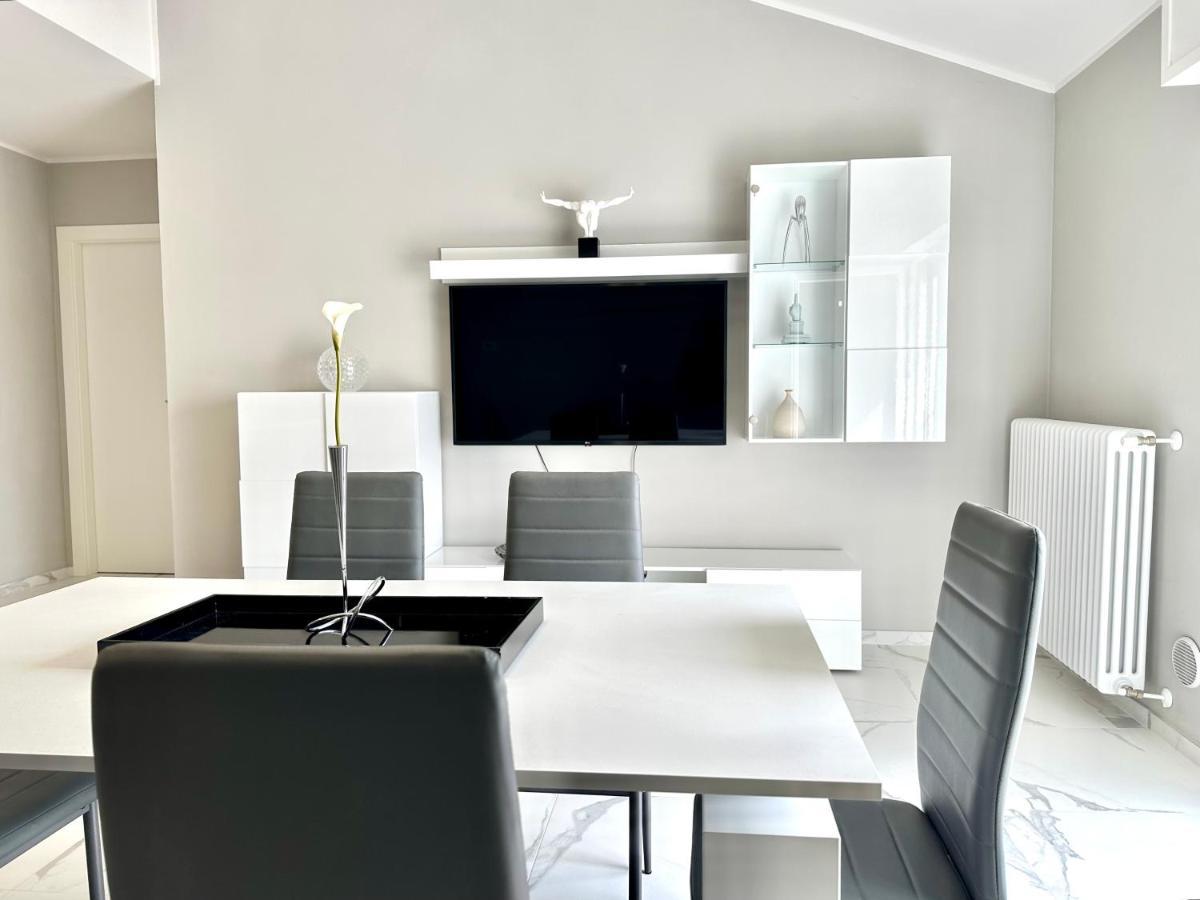 Donnino Apartments Fidenza Dış mekan fotoğraf