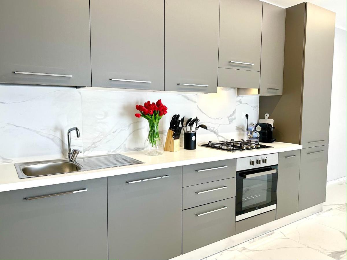 Donnino Apartments Fidenza Dış mekan fotoğraf