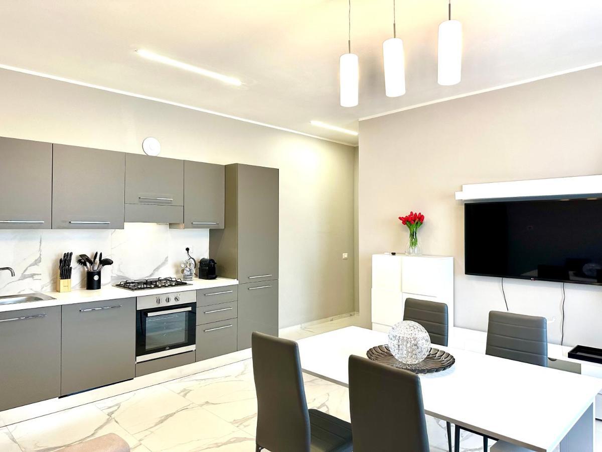 Donnino Apartments Fidenza Dış mekan fotoğraf