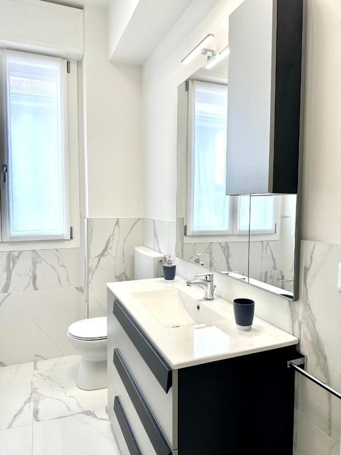 Donnino Apartments Fidenza Dış mekan fotoğraf