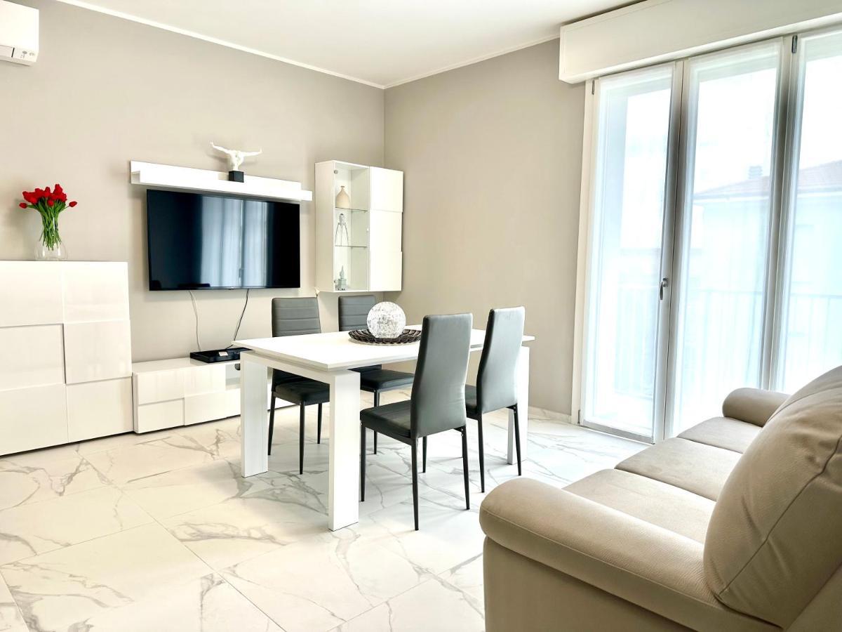 Donnino Apartments Fidenza Dış mekan fotoğraf
