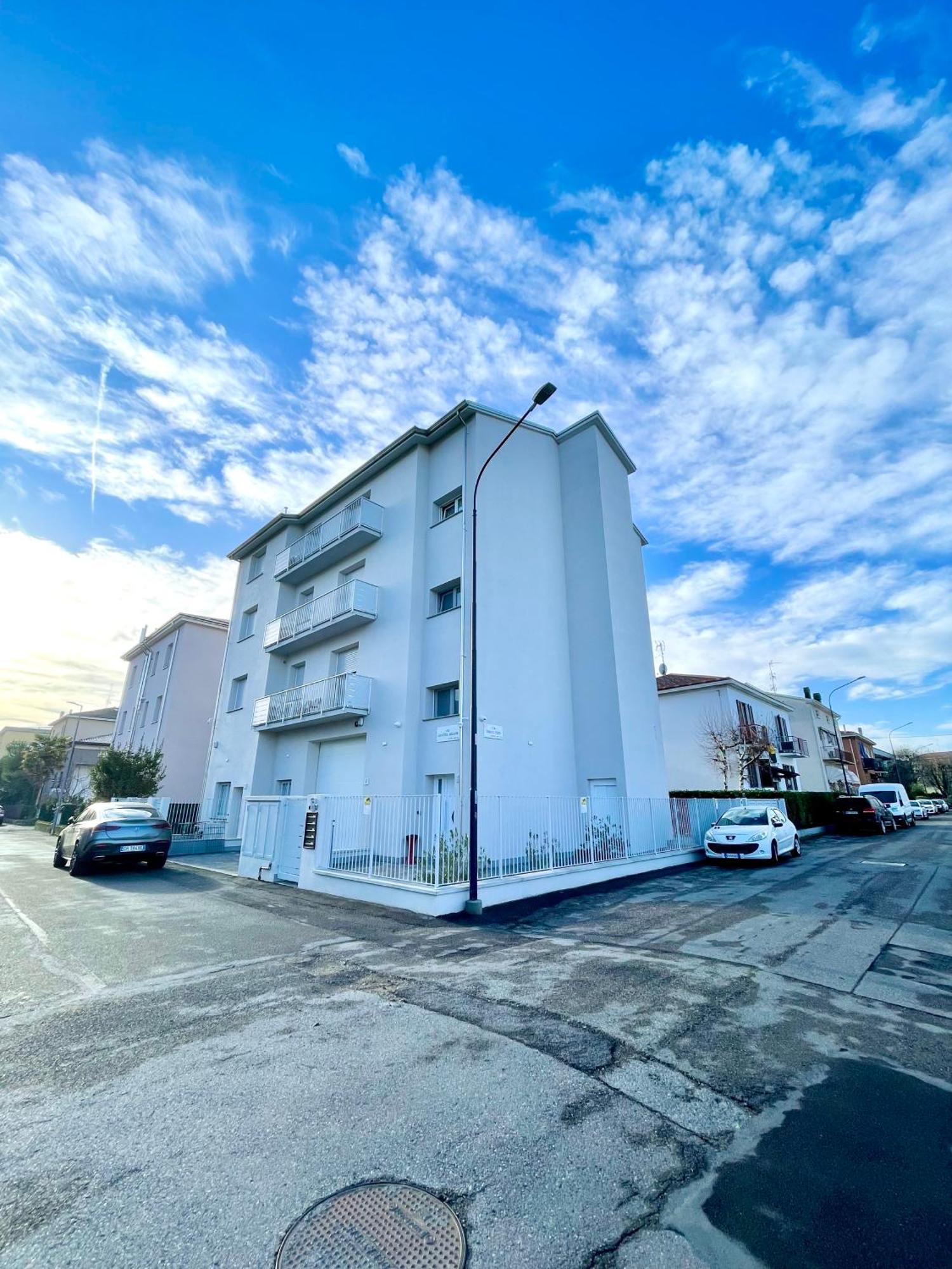 Donnino Apartments Fidenza Dış mekan fotoğraf